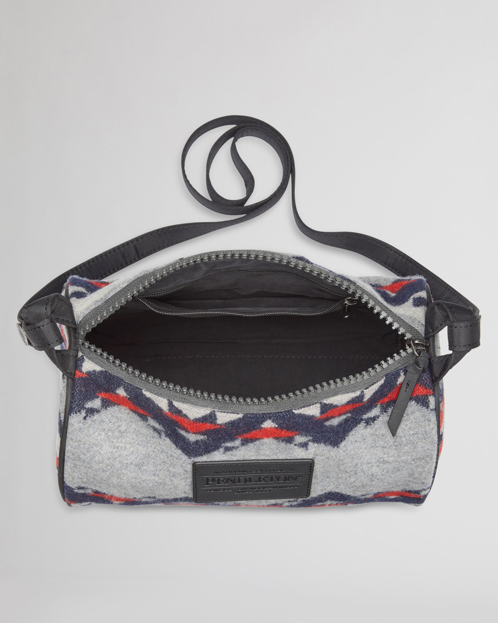Pendleton shop travel bag