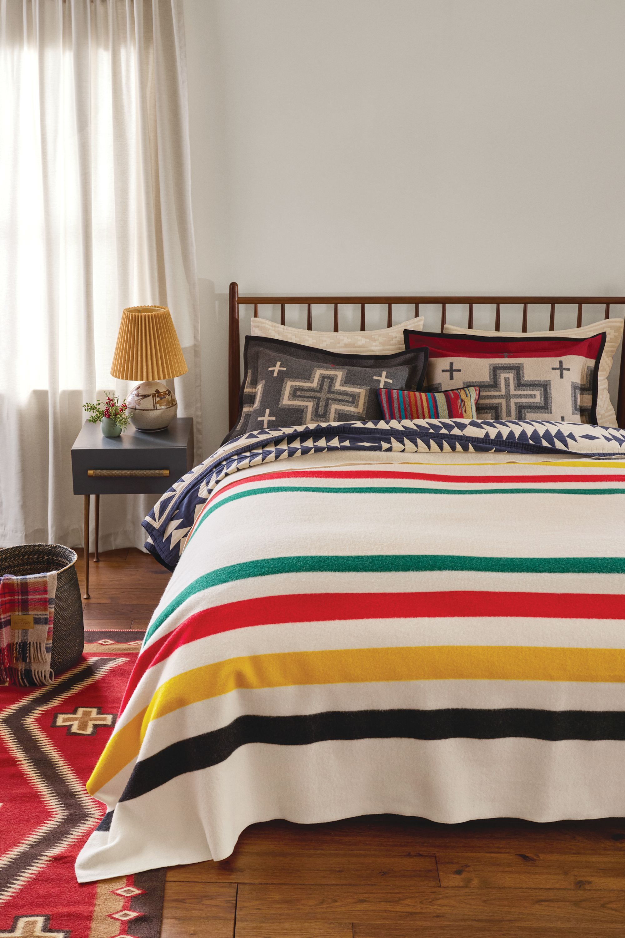 Pendleton glacier park blanket top