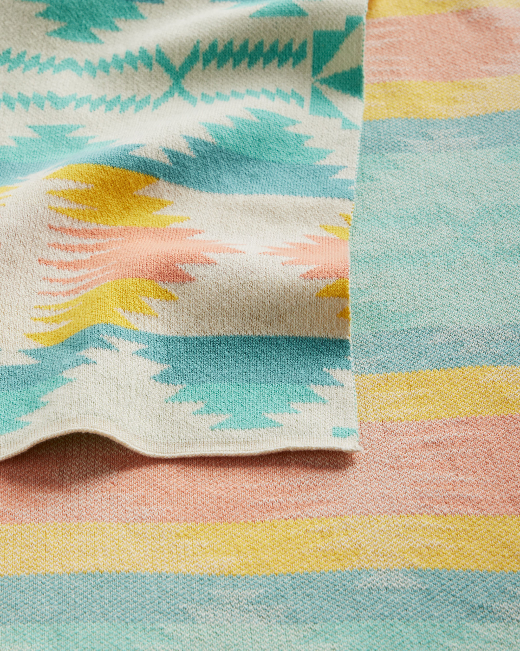 Knit Baby Blanket With Beanie
