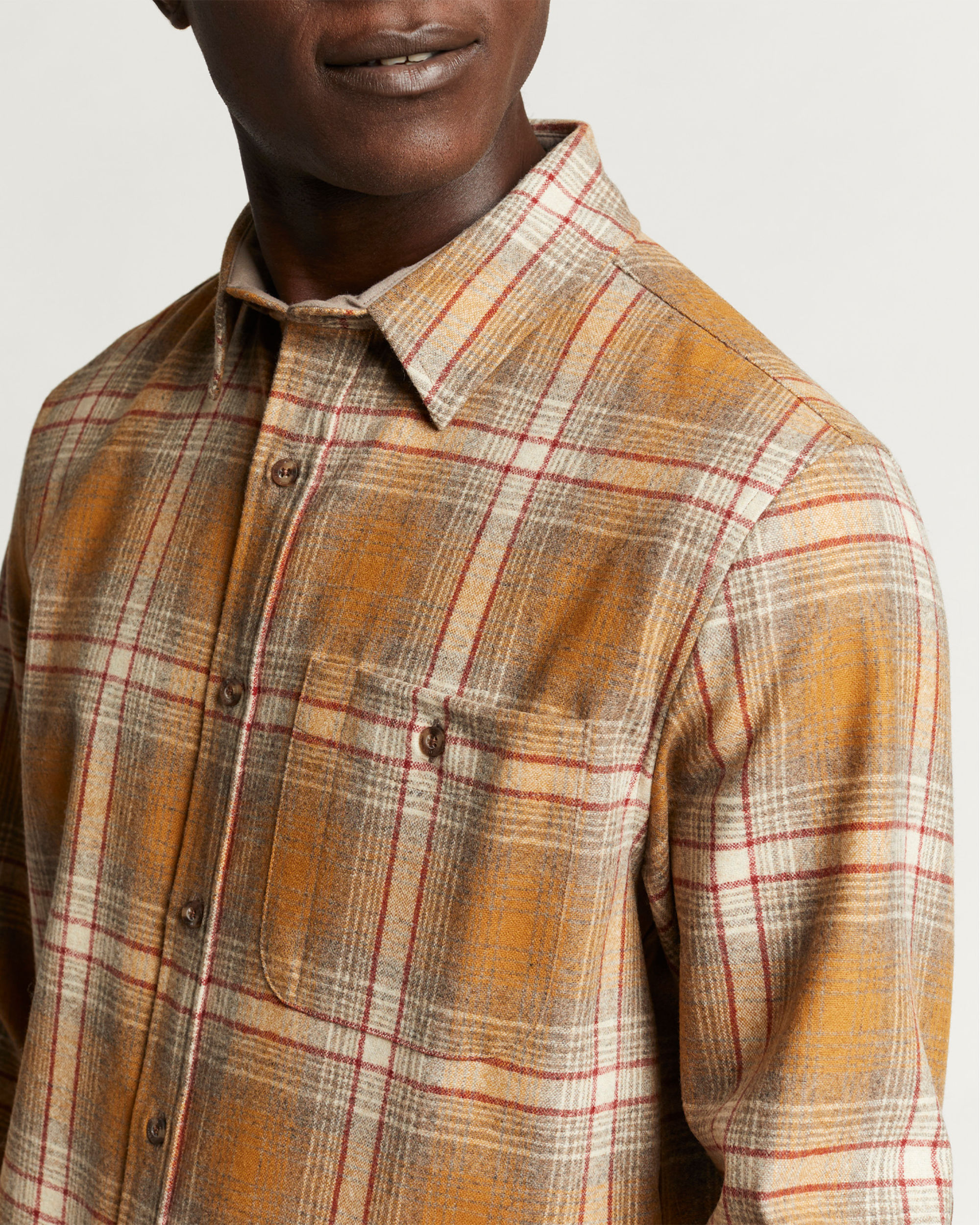 MEN'S PLAID ELBOWPATCH TRAIL SHIRT