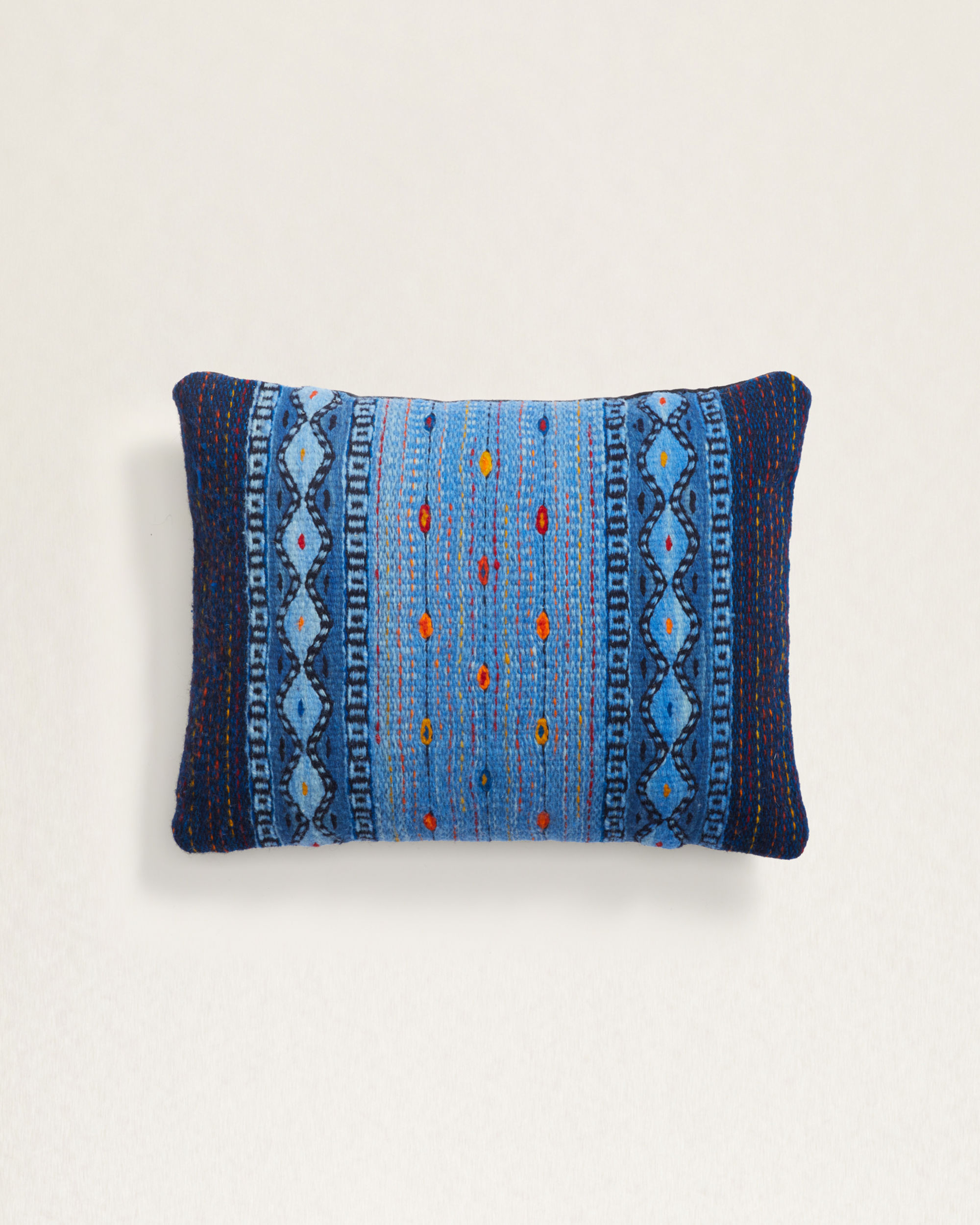 BLUE OCEAN LUMBAR PILLOW CASE Pendleton Woolen Mills